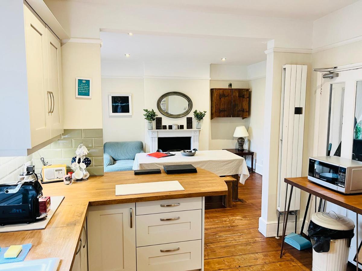 3 Bedroom House, St9, Ryde, Isle Of Wight 라이드 외부 사진